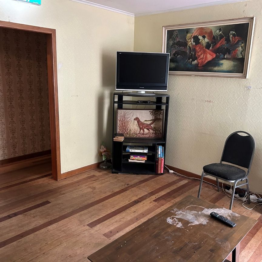 Rooms Available at Weymouth Boarding House - Photo 1