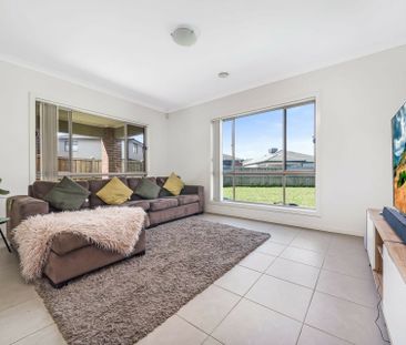 20 Yosemite Street, Point Cook VIC, Belconnen - Photo 1