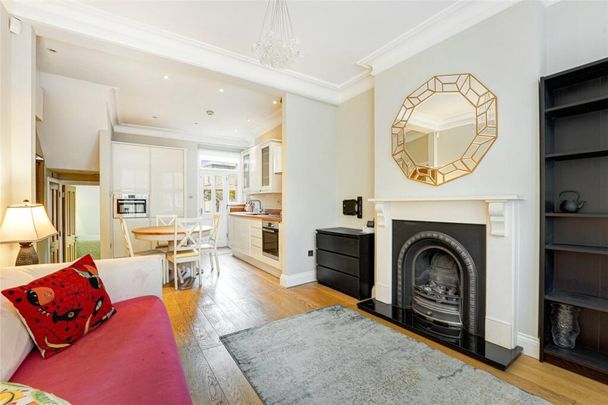 1 Bed Flat, Bonnington Square, SW8 - Photo 1