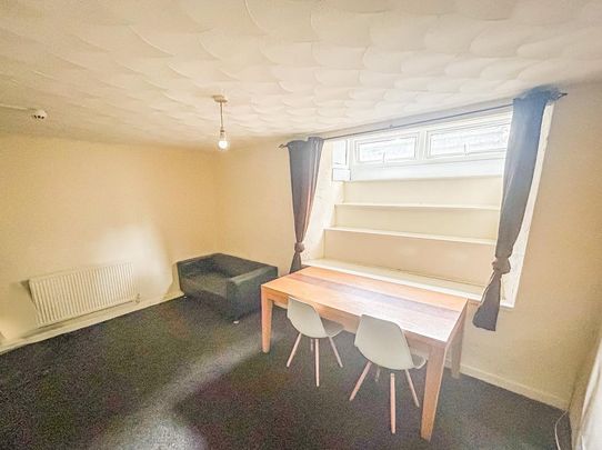 1 bedroom house to rent - Photo 1