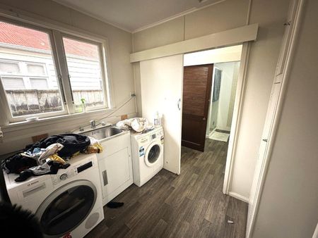 Central and convenient - six-bedroom student ... - Photo 5
