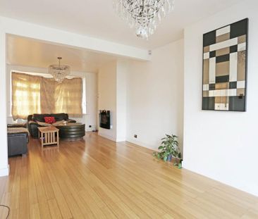 4 bedroom semi-detached house to rent - Photo 1