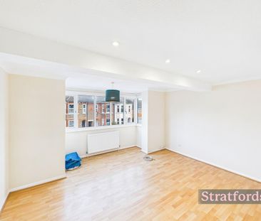 4 bedroom detached house to rent - Photo 2