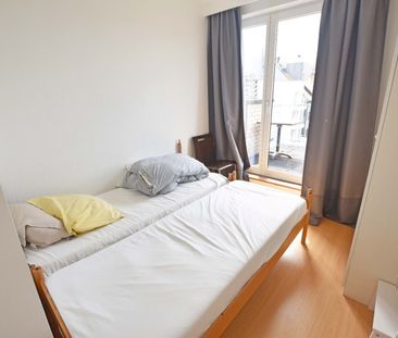 Penthouse met uitzonderlijk ruime terrassen, rustig gelegen in het ... - Photo 2