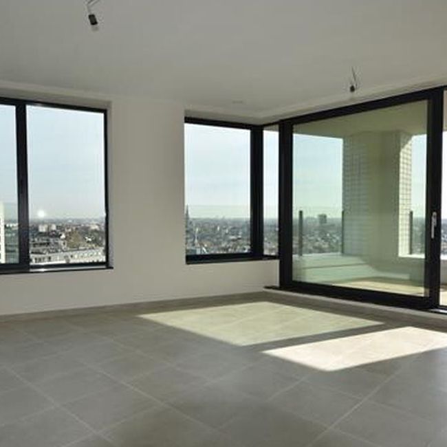 Appartement te huur in Antwerpen voor € 1.300 met 3 slaapkamers - Photo 1