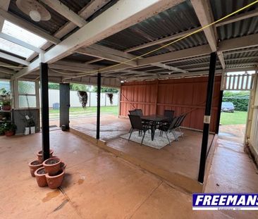 Fabulous Family Home with 9×7.5m shed extra high for mobile home & ... - Photo 5