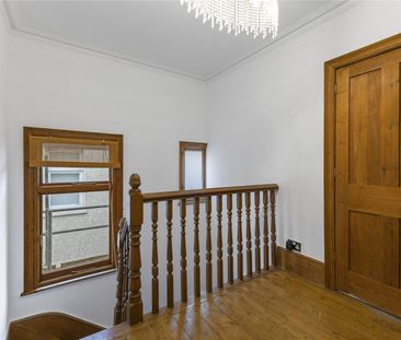 Effingham Road, Long Ditton, Surbiton, Surrey, KT6 flat to rent - Photo 2