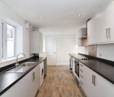 Brighton Terrace, Darwen - Photo 1