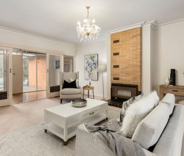 Family Living at Its Finest – Warm, Welcoming & Perfect for Enterta... - Photo 5