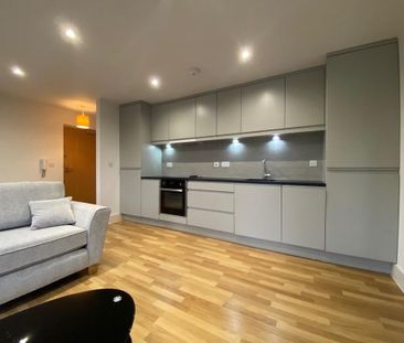 1 bedroom ground floor flat to rent - Photo 3