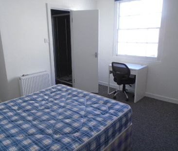 5 bedroom terraced house to rent - Photo 5