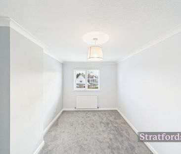 3 bedroom end of terrace house to rent - Photo 5