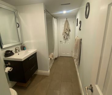 For Lease - 807 Greenfield Crescent Unit# Lower, Newmarket, Ontario - Photo 2