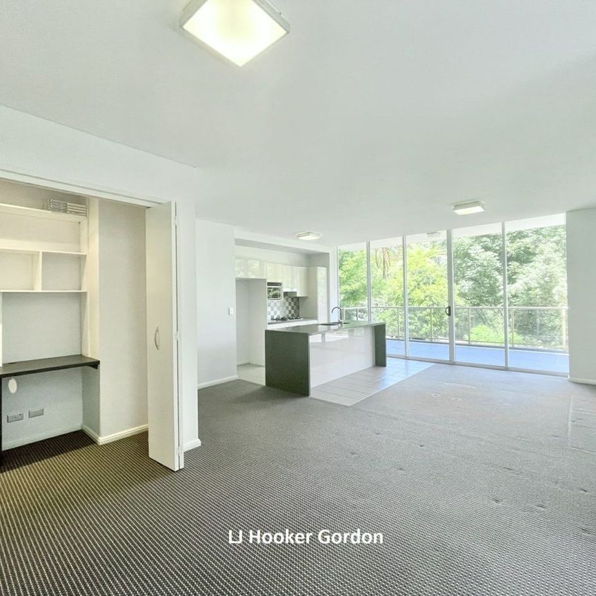 Convenient Home close to School and Train - Photo 1