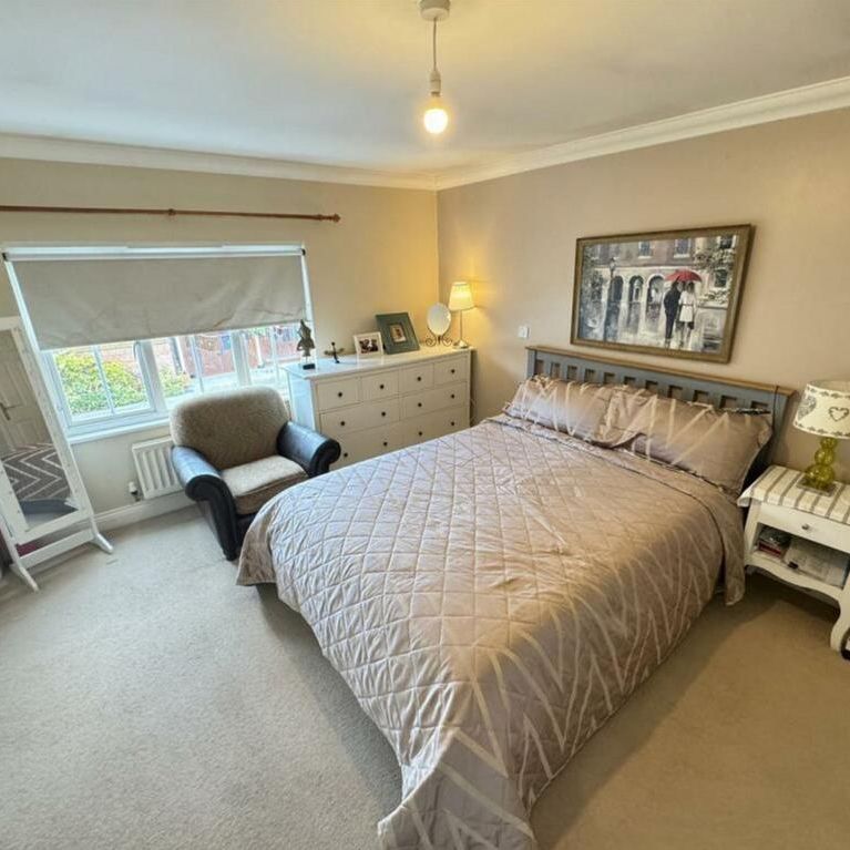 4 bedroom terraced house to rent - Photo 1