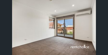 Spacious Coastal Apartment — Walk to the Beach! - Photo 4