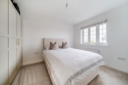 3 bedroom House To Let - Photo 5
