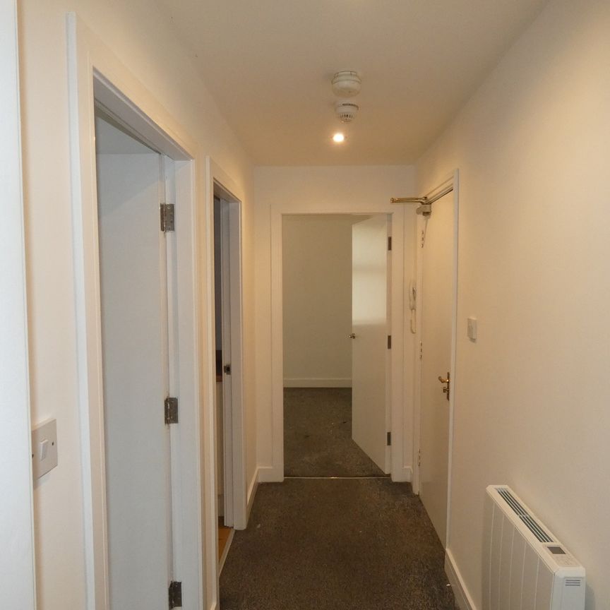 Lytham Road Flat 5 - Photo 1