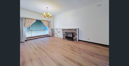 3 bedroom plus study room, family-friendly neighborhood on quite street within both Mt Waverley Secondary School and Mt Waverley Primary School zones - Photo 2