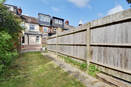 2 bedroom house to rent - Photo 3