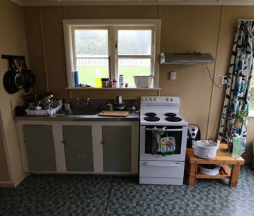 The Best Around - Photo 2