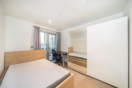 3 bedroom flat to rent - Photo 2