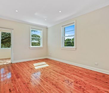 Two Bedroom Plus Study Art Deco Apartment - Photo 4