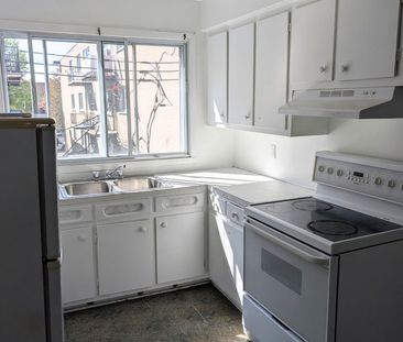 À Louer | 3 1/2 à 1150$ | Hochelaga - Photo 1