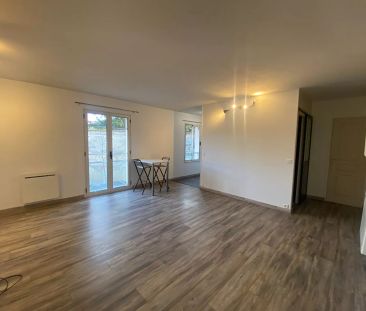 Appartement Corbeil Essonnes 2 pièce(s) 43.28 m2 - Photo 2