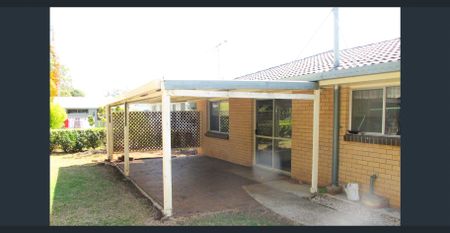 This low-set air conditioning home combines practicality with lifestyle. - Photo 5