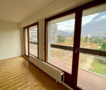 Appartement T3 à ST EGREVE - Photo 2