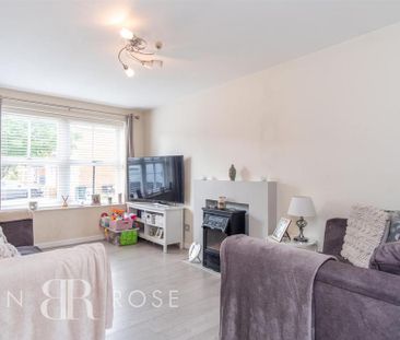 2 bedroom end of terrace house to rent - Photo 5