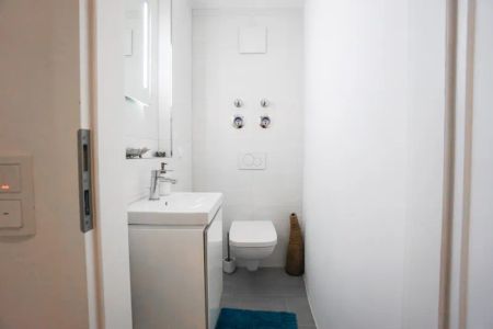 Düsseldorf: Urbaner Komfort trifft Freiraum - Exklusive 3-Zimmer-Wohnung mit zwei Balkonen - Foto 5