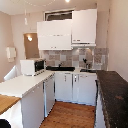 Location Appartement 2 pièces 31m² - Photo 3