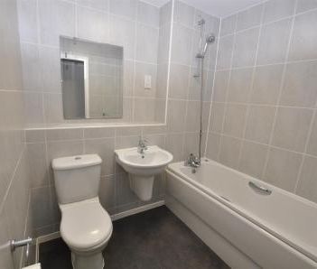 Caxton Court, Staffordshire, Burton upon Trent, DE14 - Photo 6