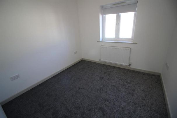 2 bedroom townhouse to rent - Photo 1
