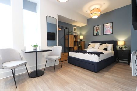 1 Bedroom Home – Medium Let - Photo 3