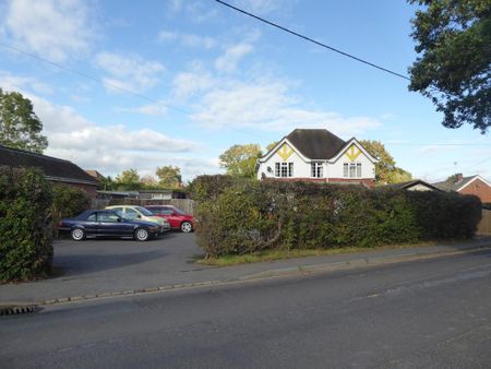 2 bedroom lodge to rent - Photo 5