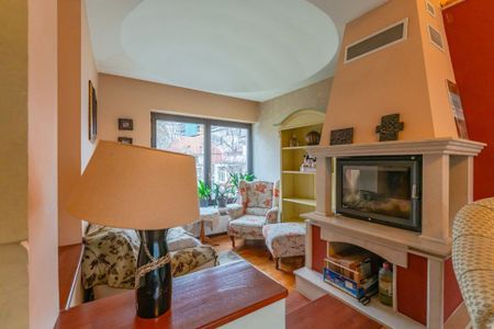 Casă individuală cu 7 camere lângă AFI Mall, ideală ... - Fotografie 3