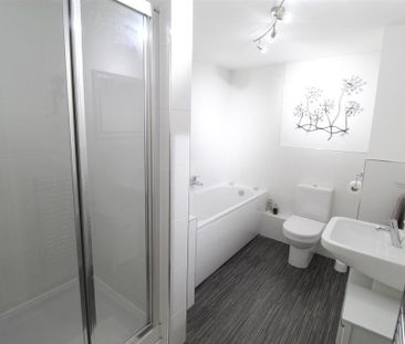 2 bedroom apartment to rent - Photo 6