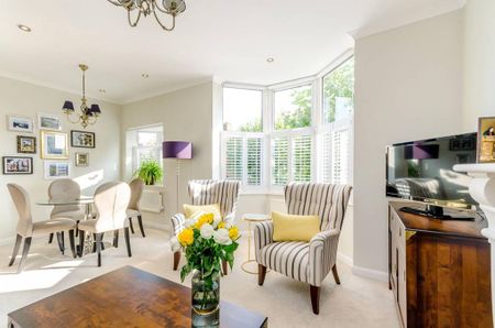 2 bedroom maisonette to rent - Photo 4
