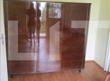 De inchiriat apartament 3 camere, semidecomandat, ideal pentru studenti - Photo 4
