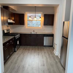 1 Bedroom - 4201 Boulevard Decarie, Montréal - Photo 2