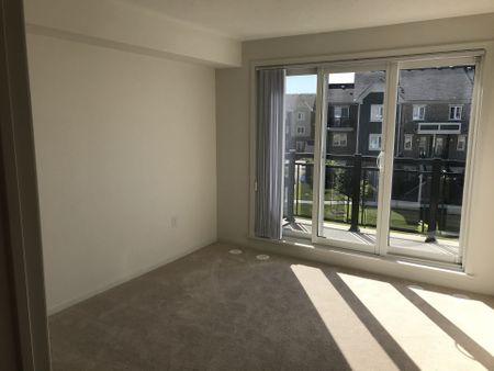 For Lease - 250 Sunny Meadow Boulevard Unit# 141, Brampton, Ontario - Photo 5