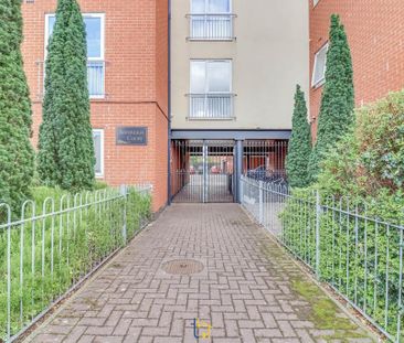 3 bedroom apartment to rent - Photo 1