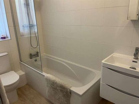 Rawson Street, London, SW11 - Photo 5