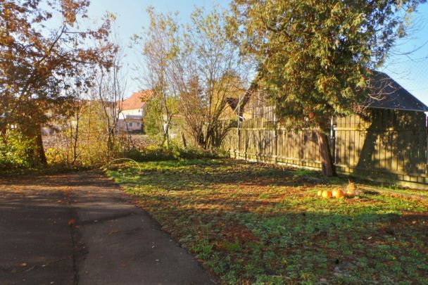 Stadtrandlage mit Grünblick,günstige 3ZI mit Parkplatz, AllgGarten - Photo 1