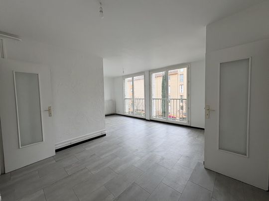 Location Appartement 3 pièces 62m² AUBAGNE 13400 - Photo 1