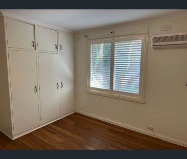 6/31 Bradley Street, Newport, Vic 3015 - Photo 5