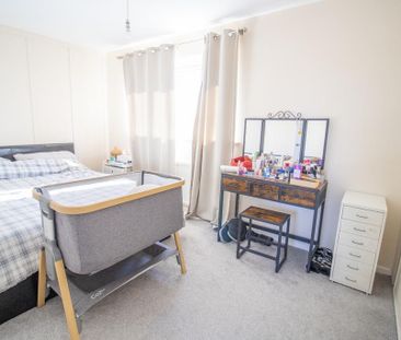 4 bedroom detached house to rent - Photo 6